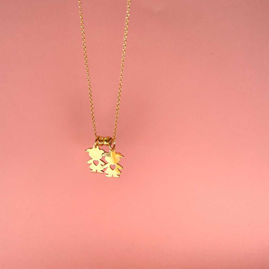 Collar con 2 dijes de Niños o Niñas con corazón calado