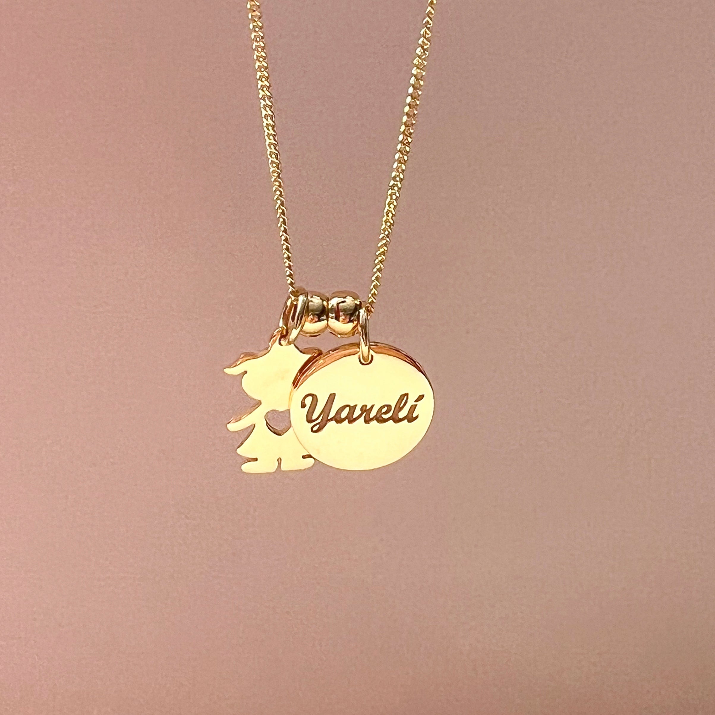 Collar Dije Valeria + Dije Niñ@
